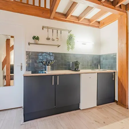 1 Mezzanine Centre De *