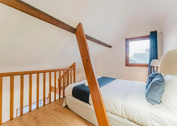 1 Mezzanine Centre De